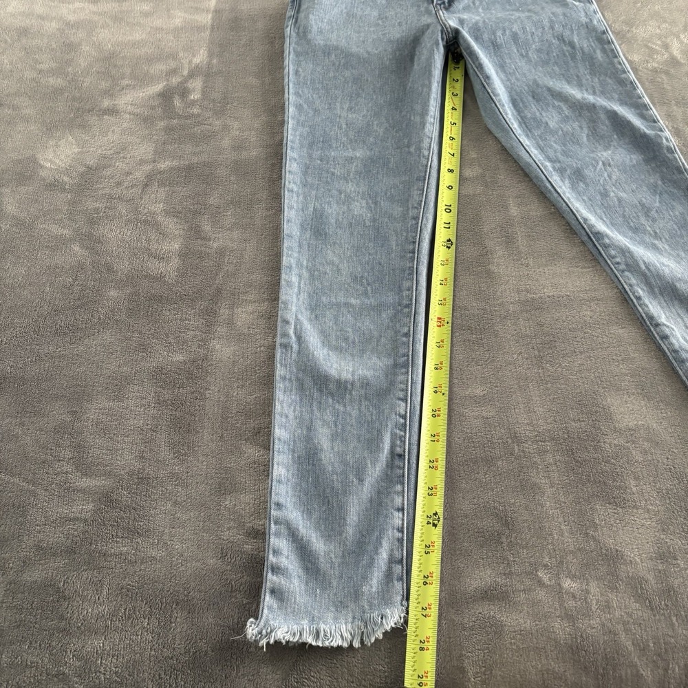 Levi's High Rise Pale Blue Denim Jeans with Red Tab - Picture 13 of 15